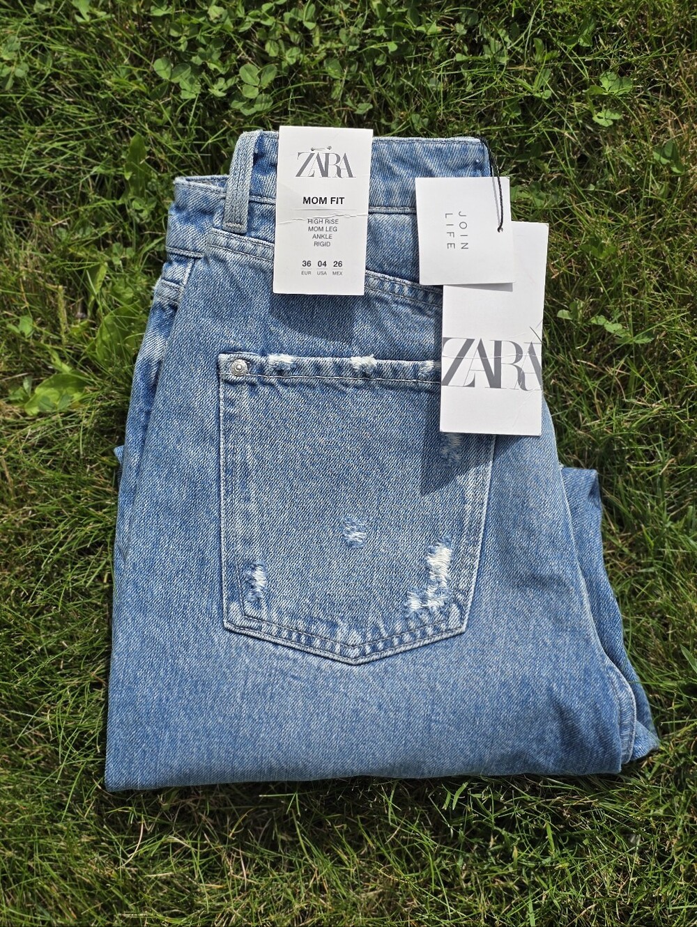 *NWT* ZARA Mom Fit Jeans For Women